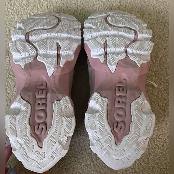 EUC Sorel Kinetic Breakthru Tech Lace Sneaker - Picture 7 of 13